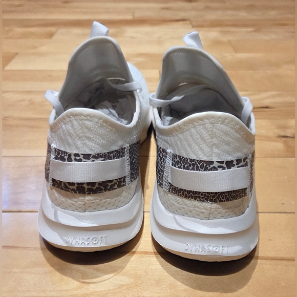 NEW NewBalance Womens DynaSoft Nergize Sport V2 Sneaker (11) - Picture 4 of 6